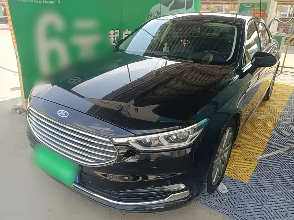 Ford Taurus