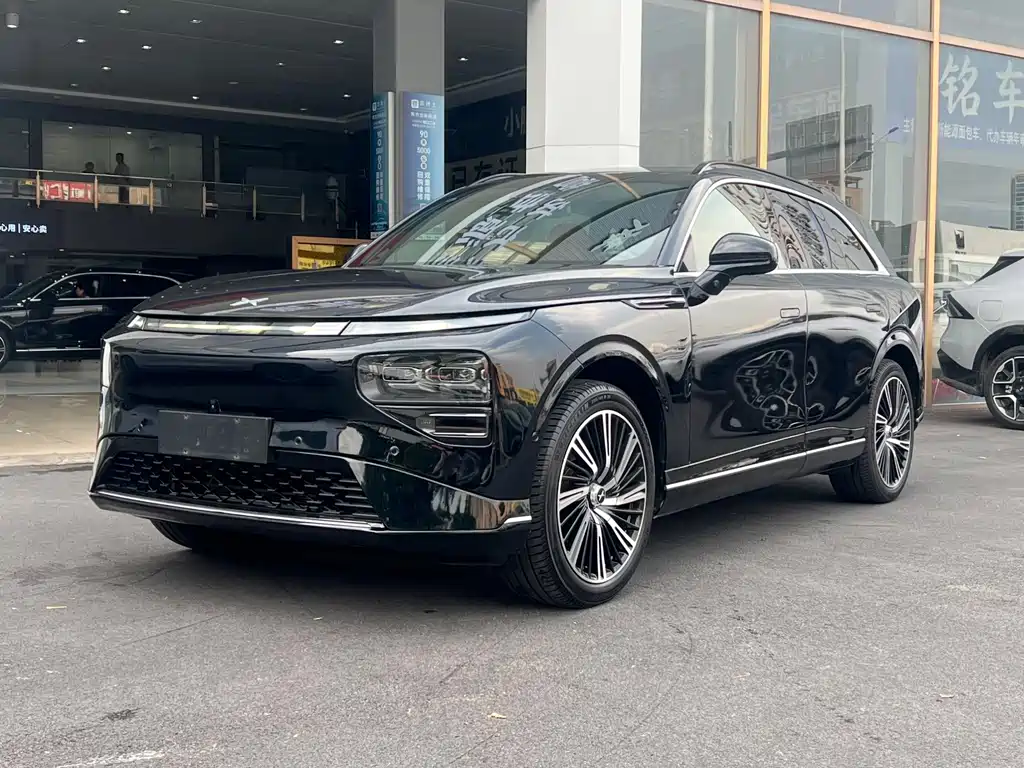 Xpeng G9
