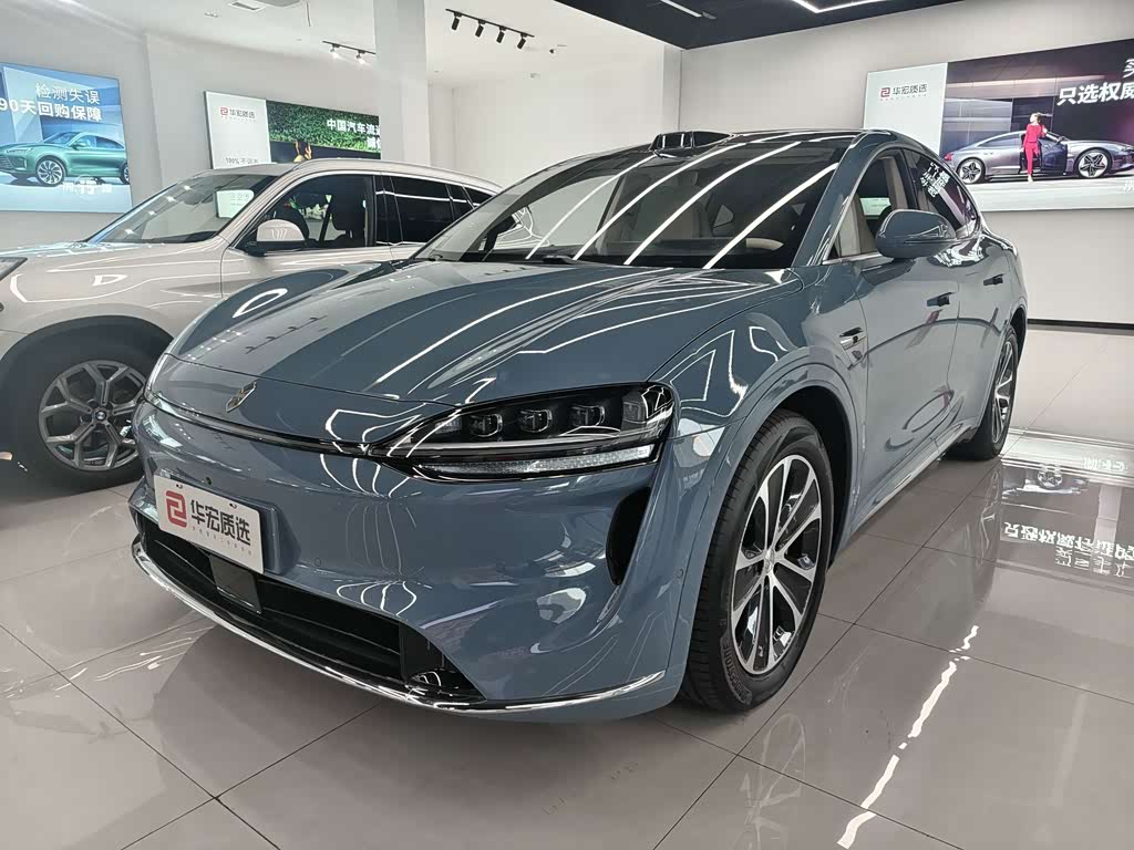 Luxeed R7