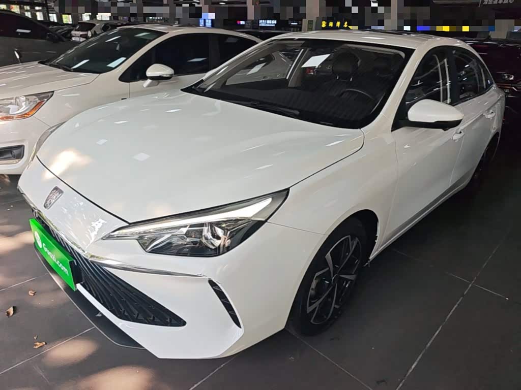 Roewe i5
