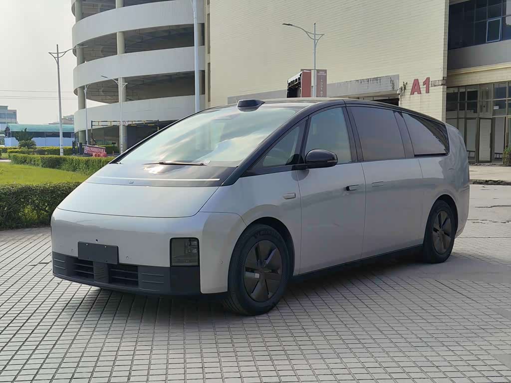 Li Auto MEGA