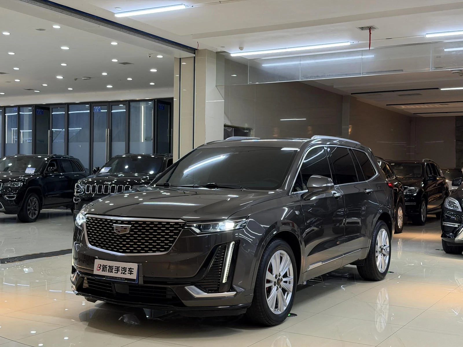 Cadillac XT6