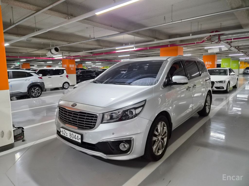 Kia Carnival