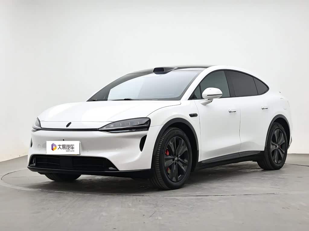 Luxeed R7