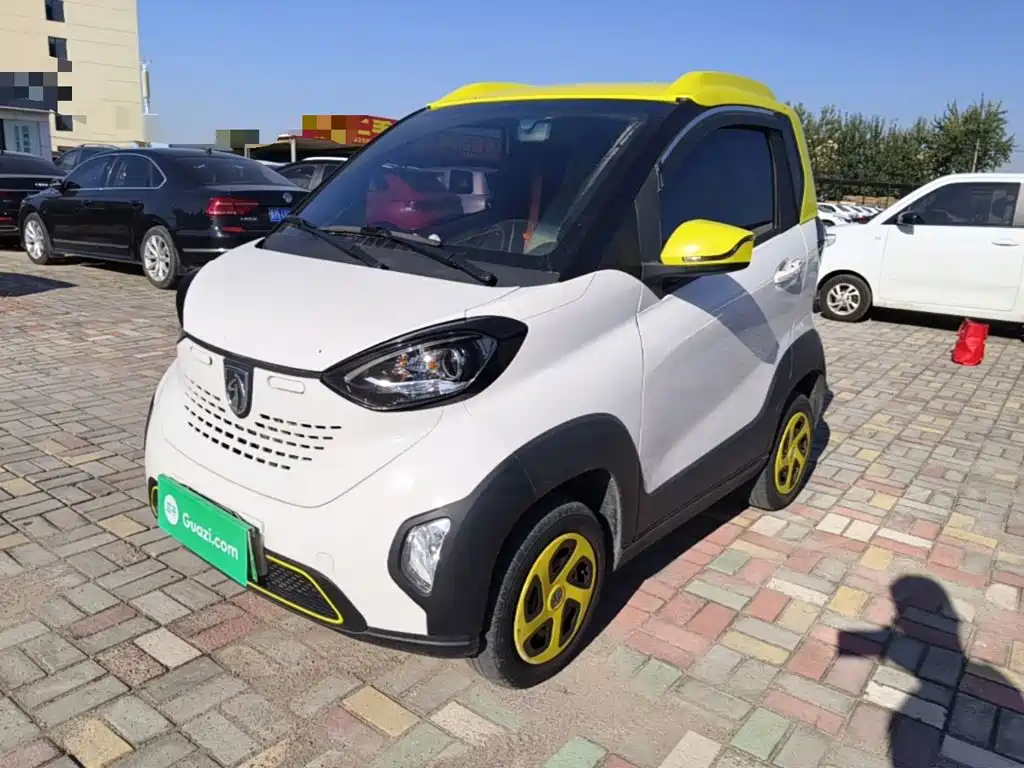 Baojun E100