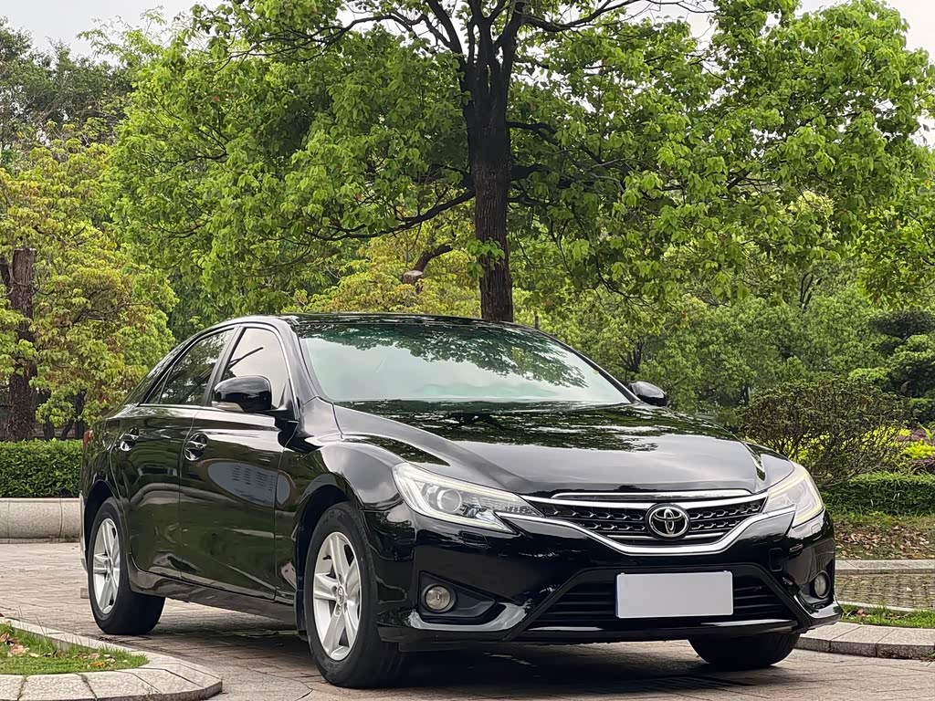 Toyota Reiz