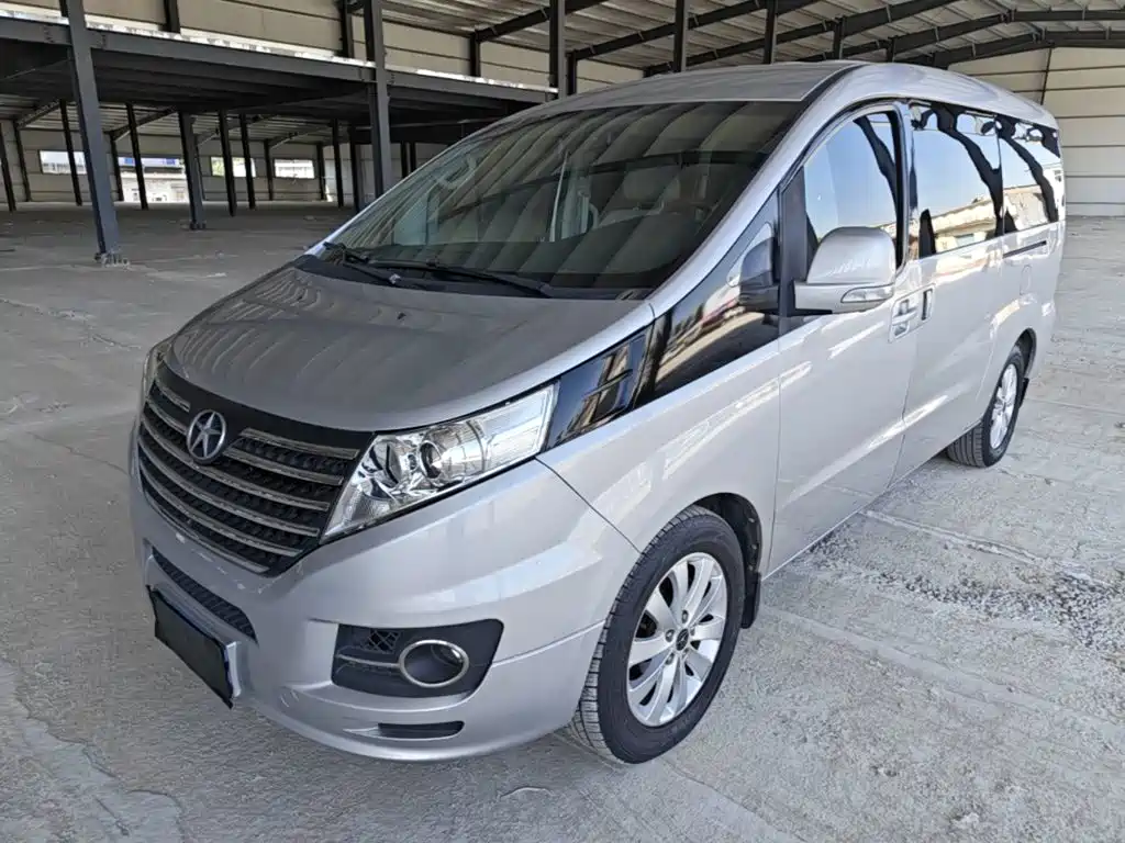 JAC M5