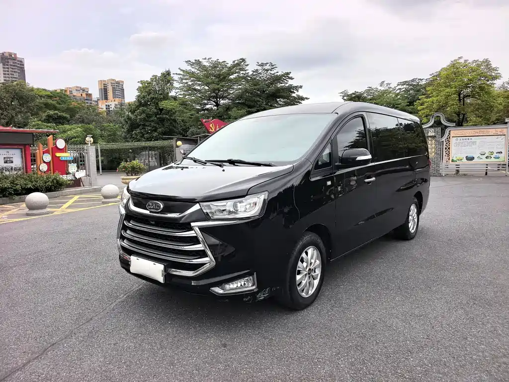 JAC M4