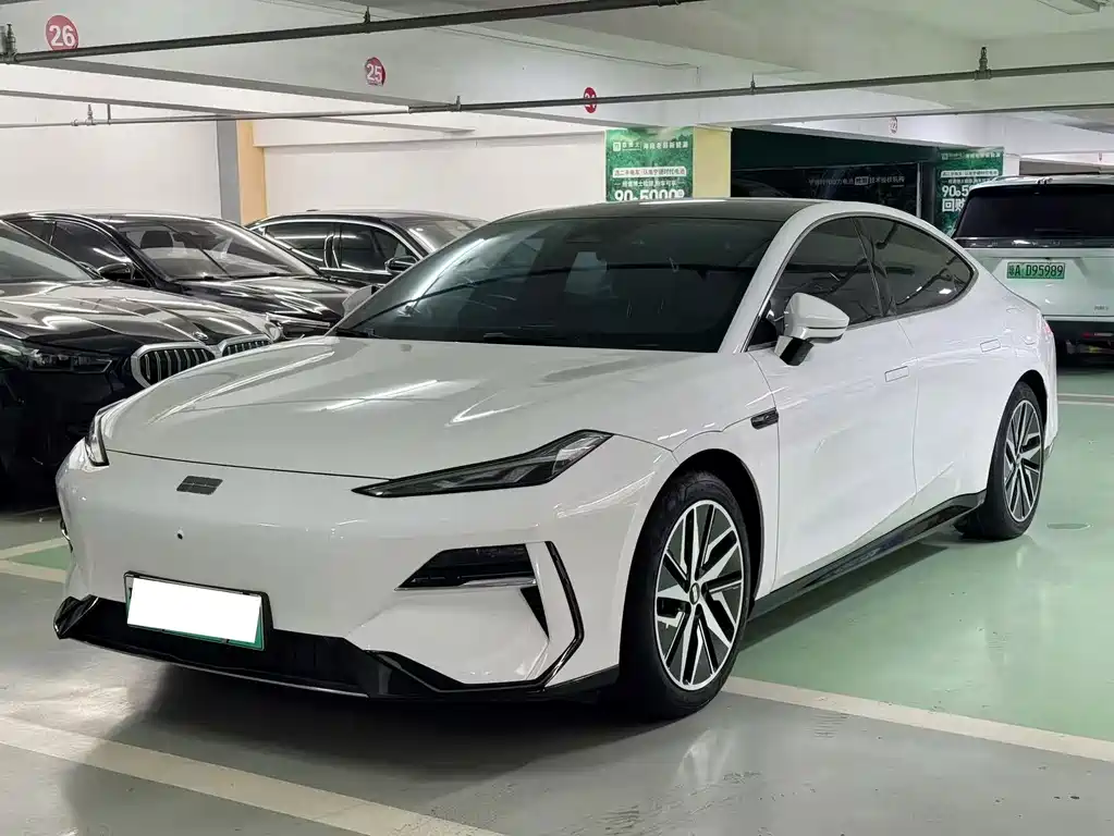 Geely Galaxy Galaxy E8