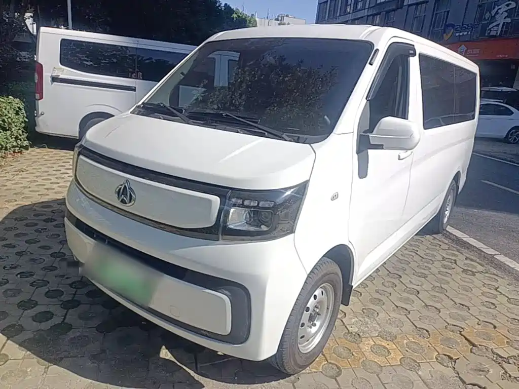 Changan EM80
