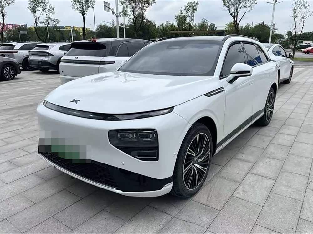 Xpeng G9