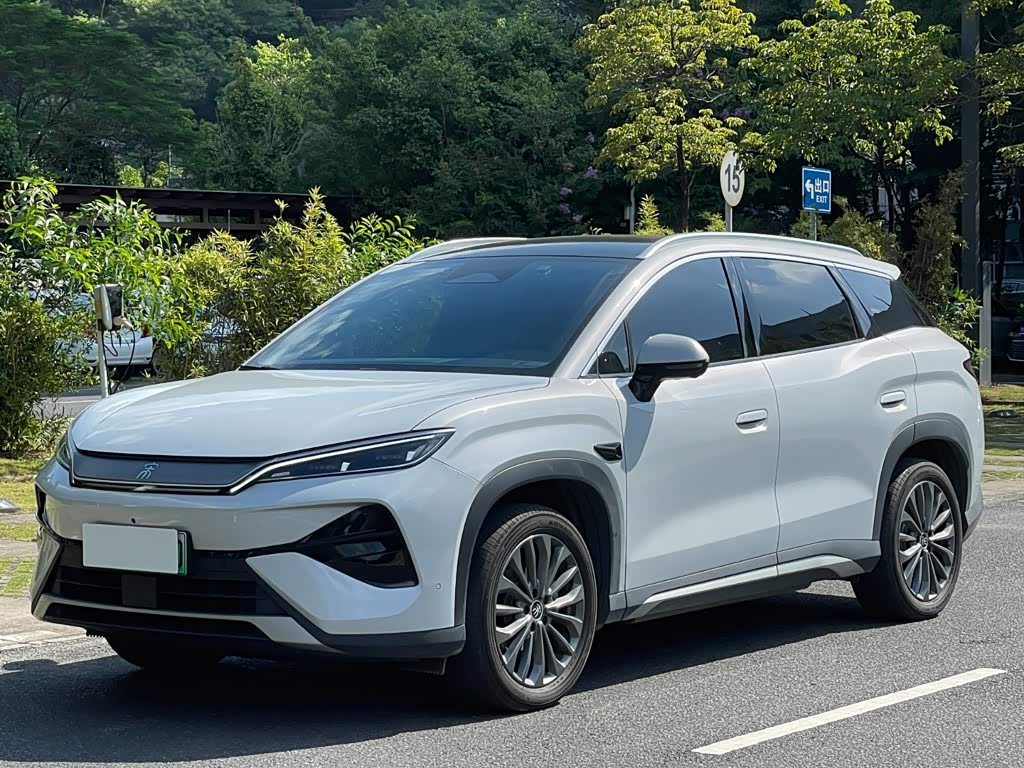 BYD Song Ultra