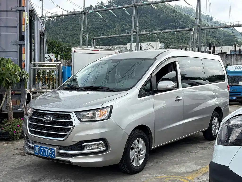 JAC M4