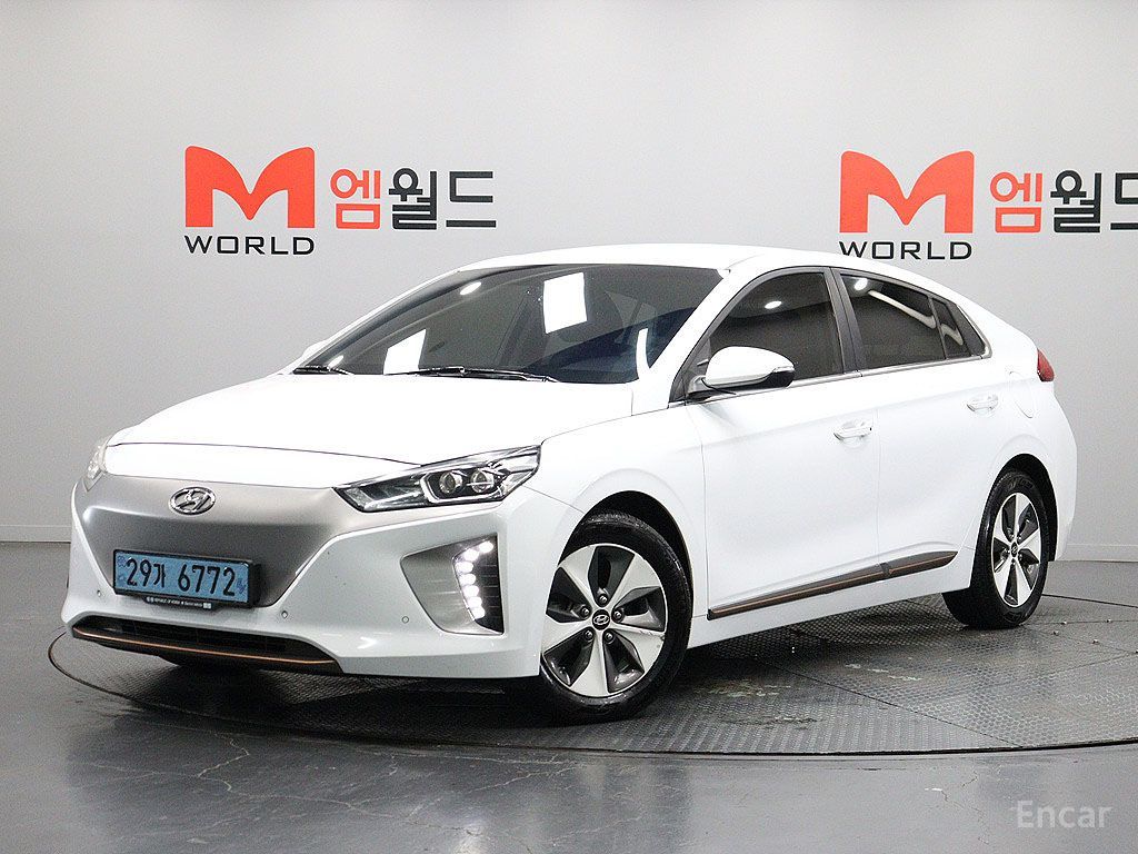 Hyundai IONIQ