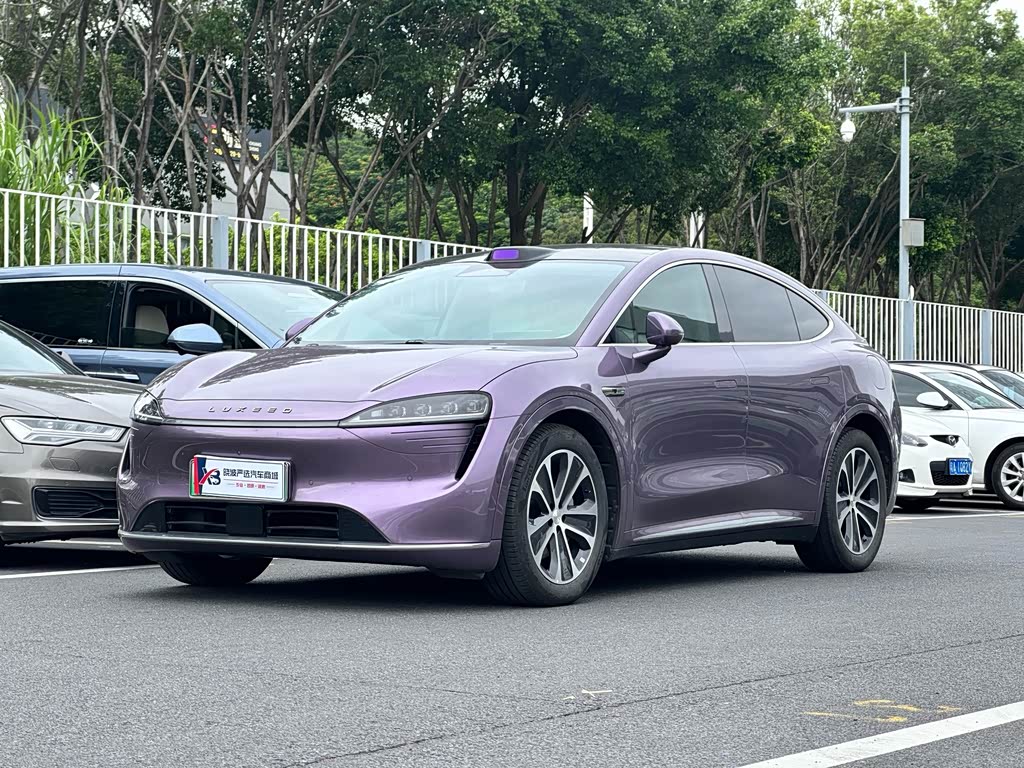 Luxeed R7