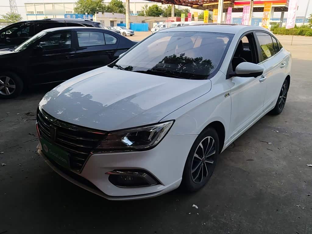 Roewe i5