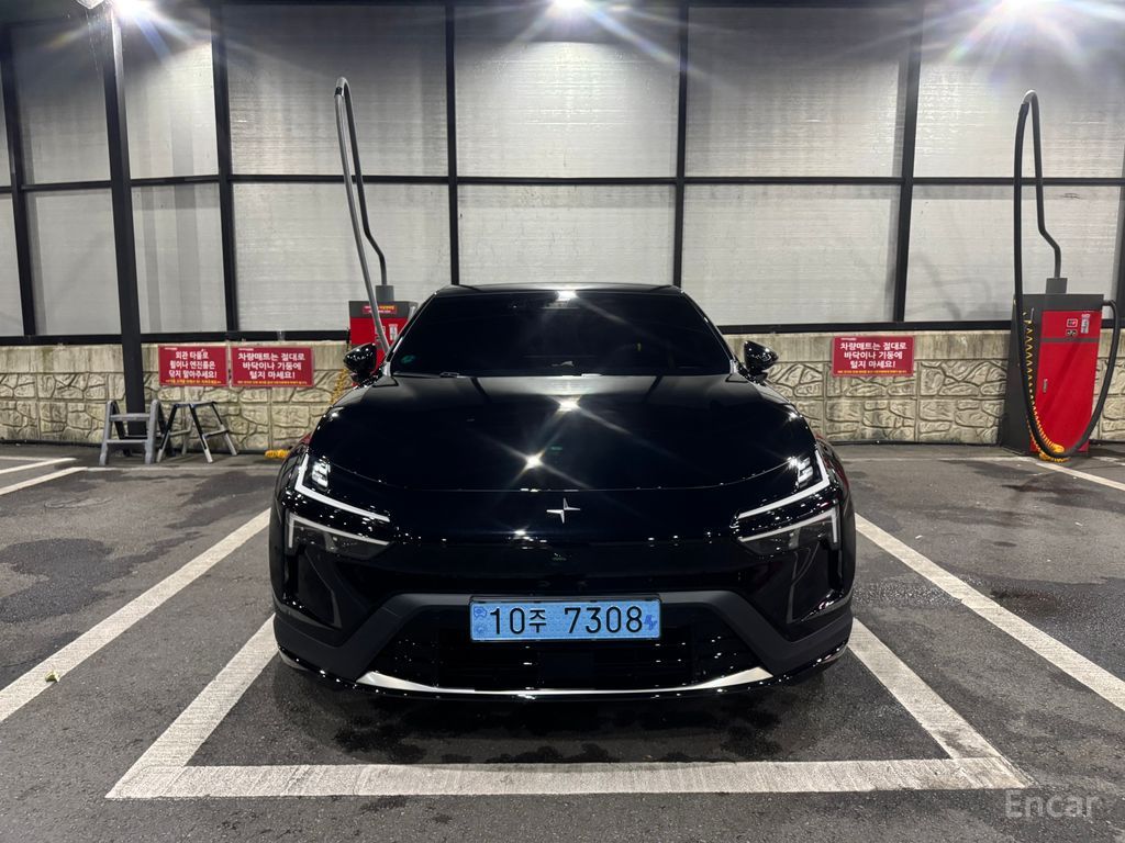 Polestar 4