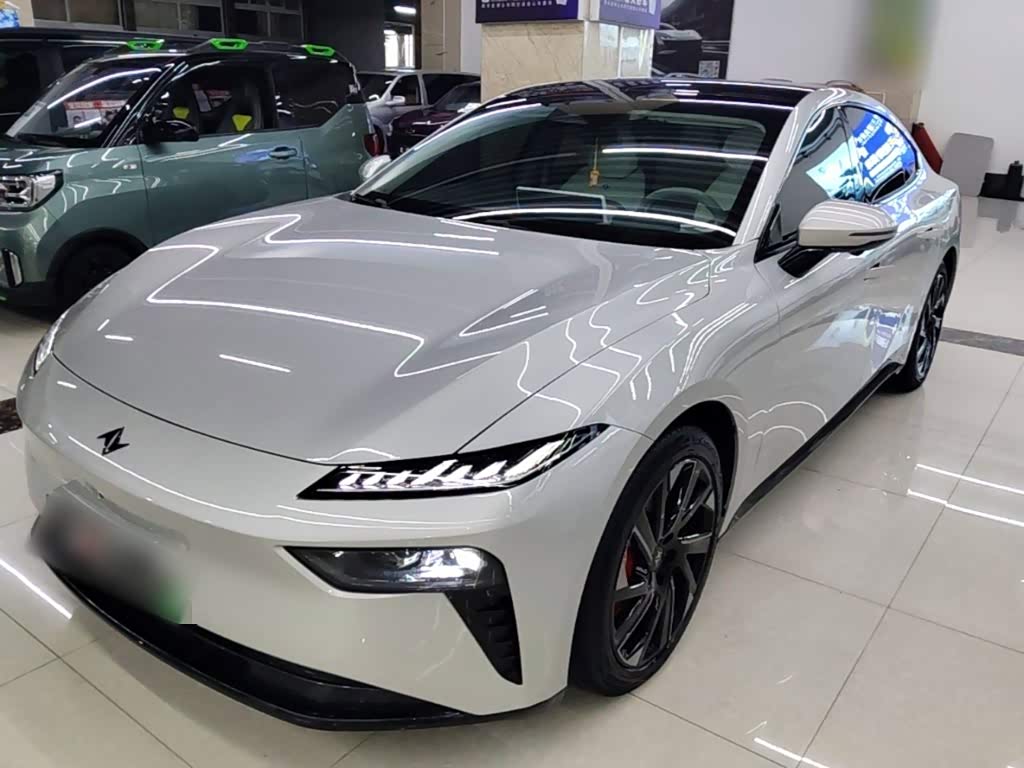 Dongfeng eπ007
