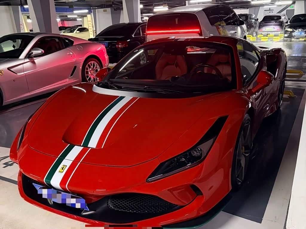 Ferrari F8