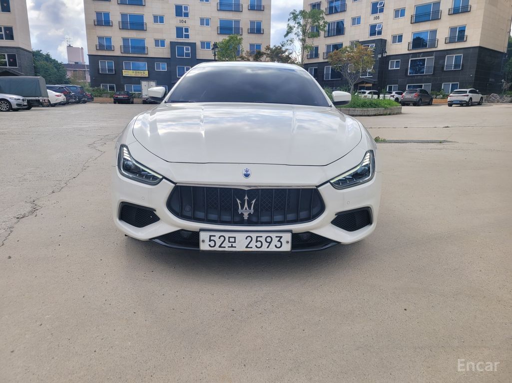 Maserati Ghibli