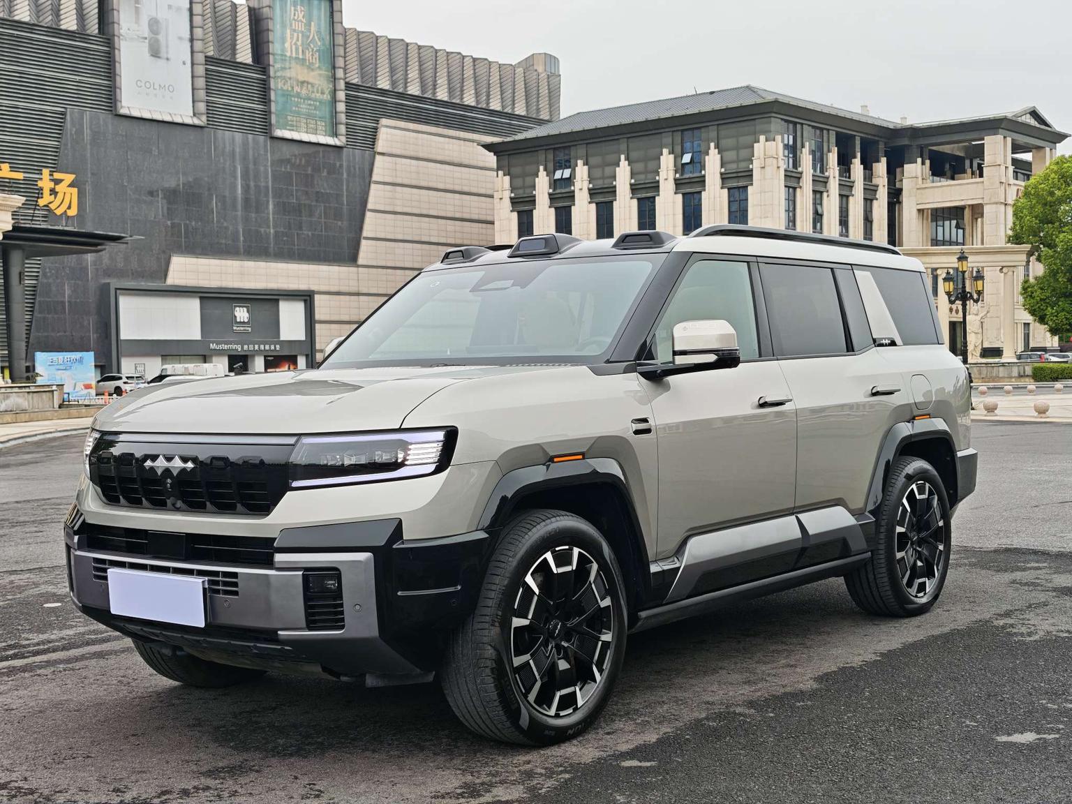 Fangchengbao Leopard 8