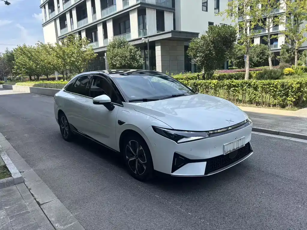 Xpeng P5