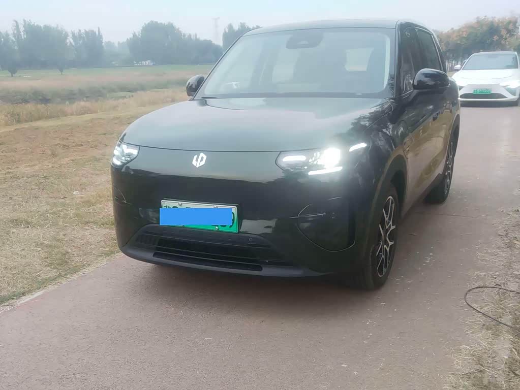 Leapmotor A10