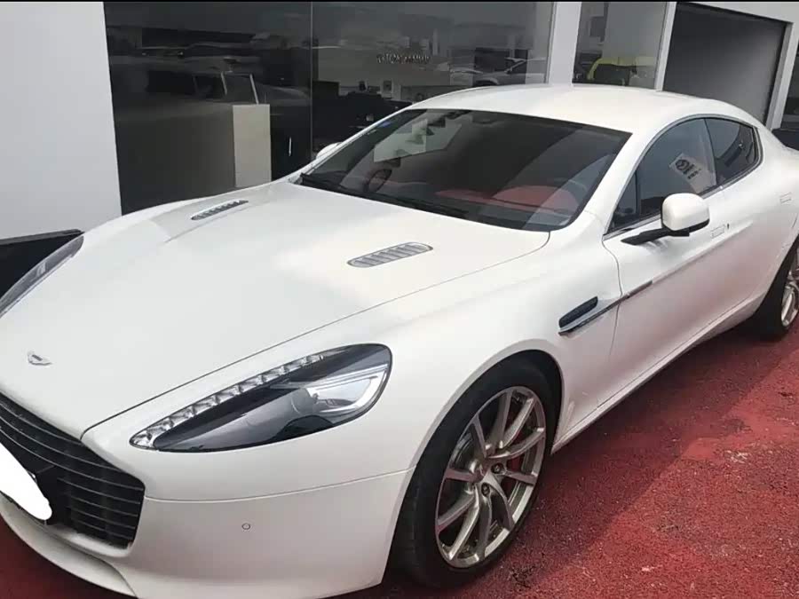 Aston Martin Rapide