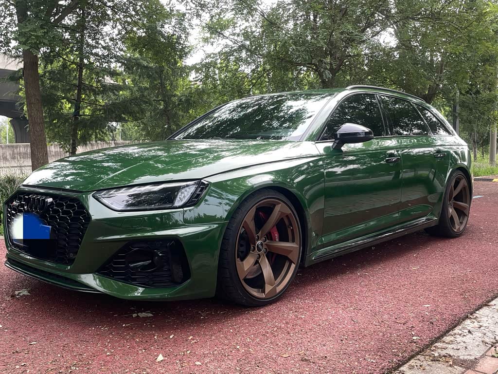 Audi RS 4