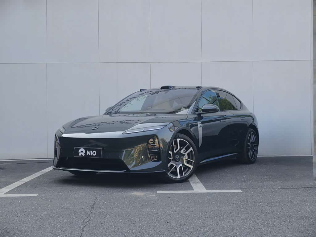 NIO ET5