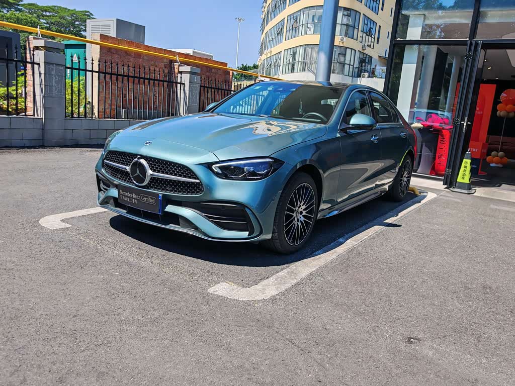 Mercedes-Benz C-Class