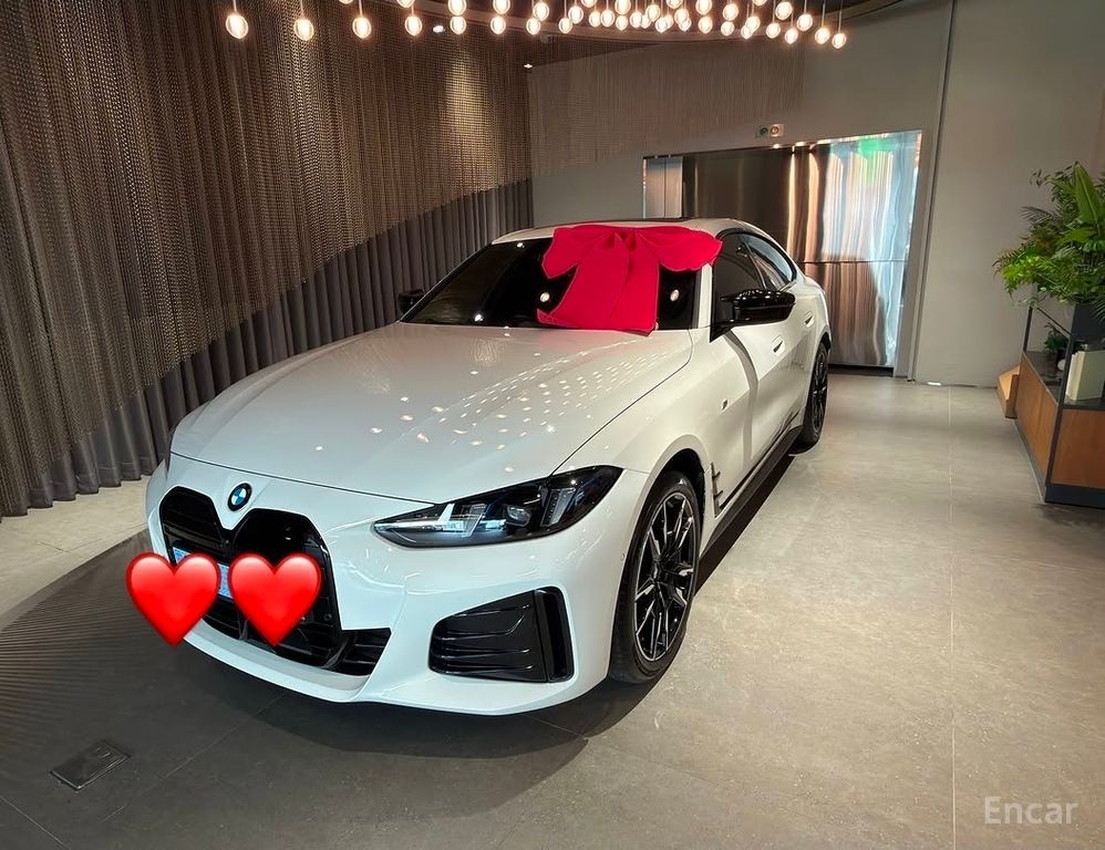 BMW i4