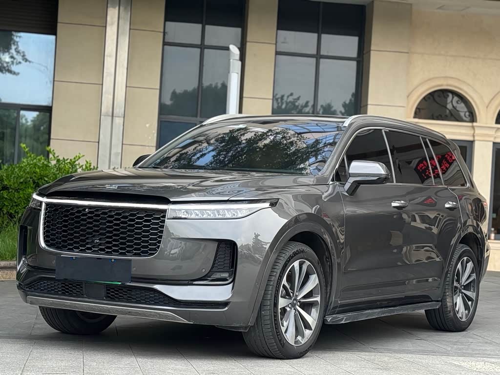 Li Auto ONE