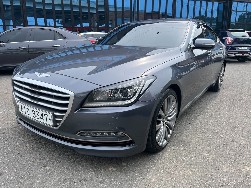 Hyundai Genesis