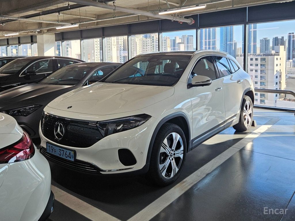Mercedes-Benz EQA