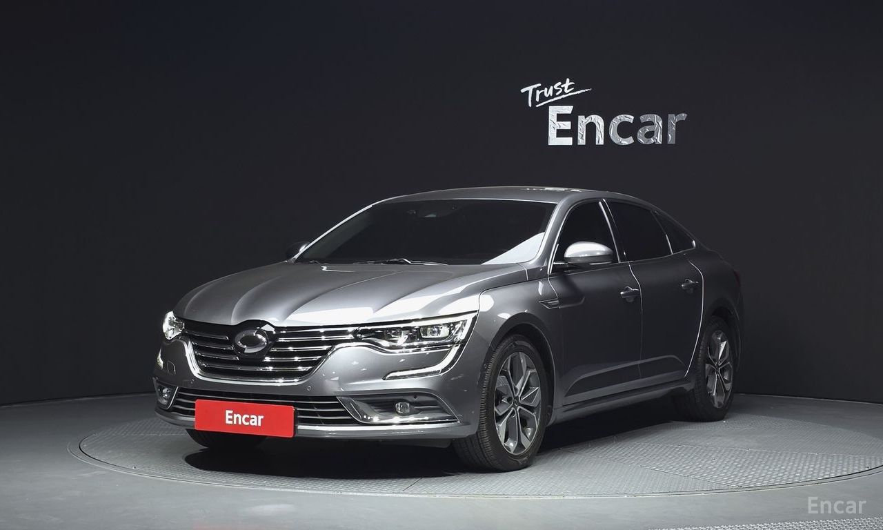 Renault SM6