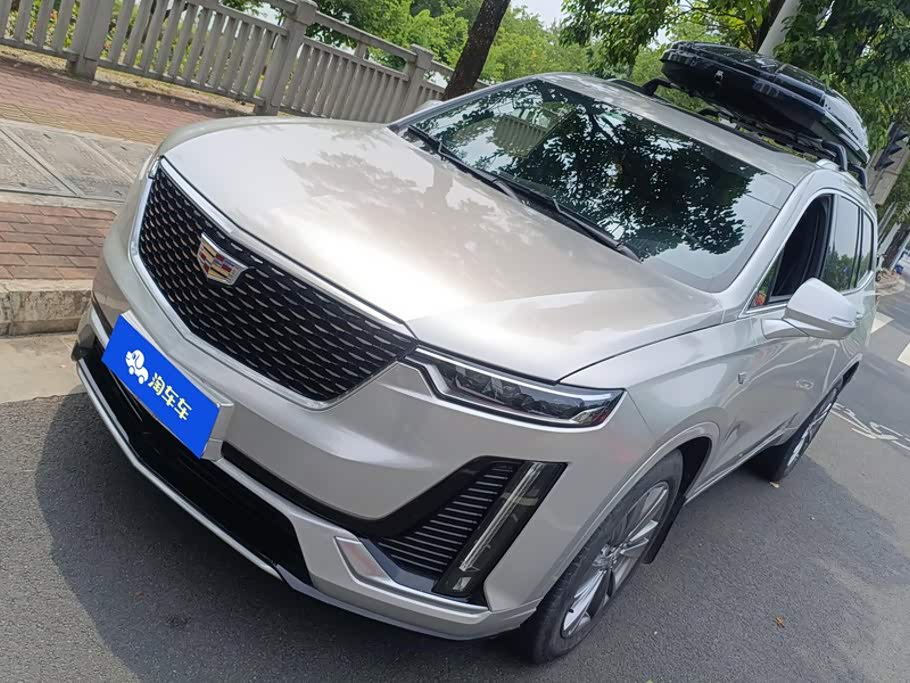 Cadillac XT6
