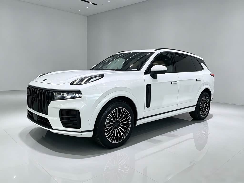 Lynk & Co 09
