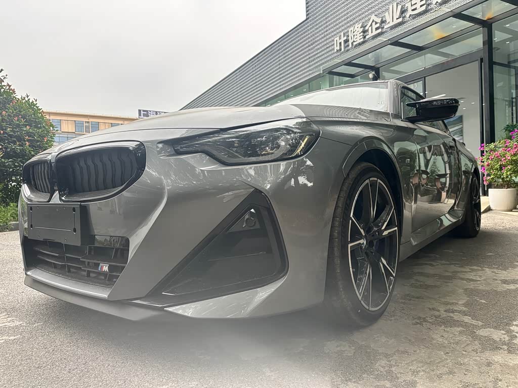 BMW M240i