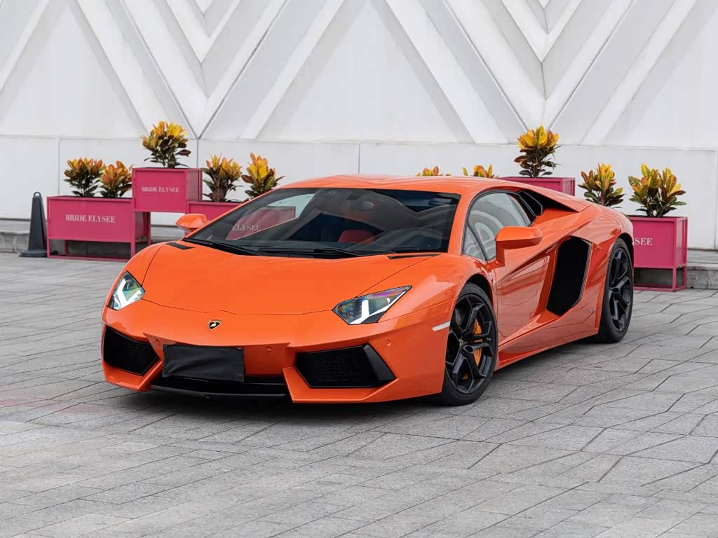 Lamborghini Aventador