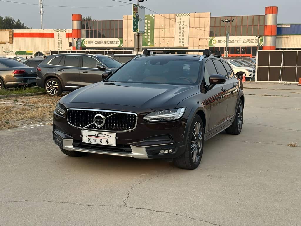 Volvo V90
