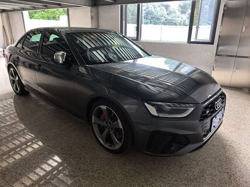 Audi S4