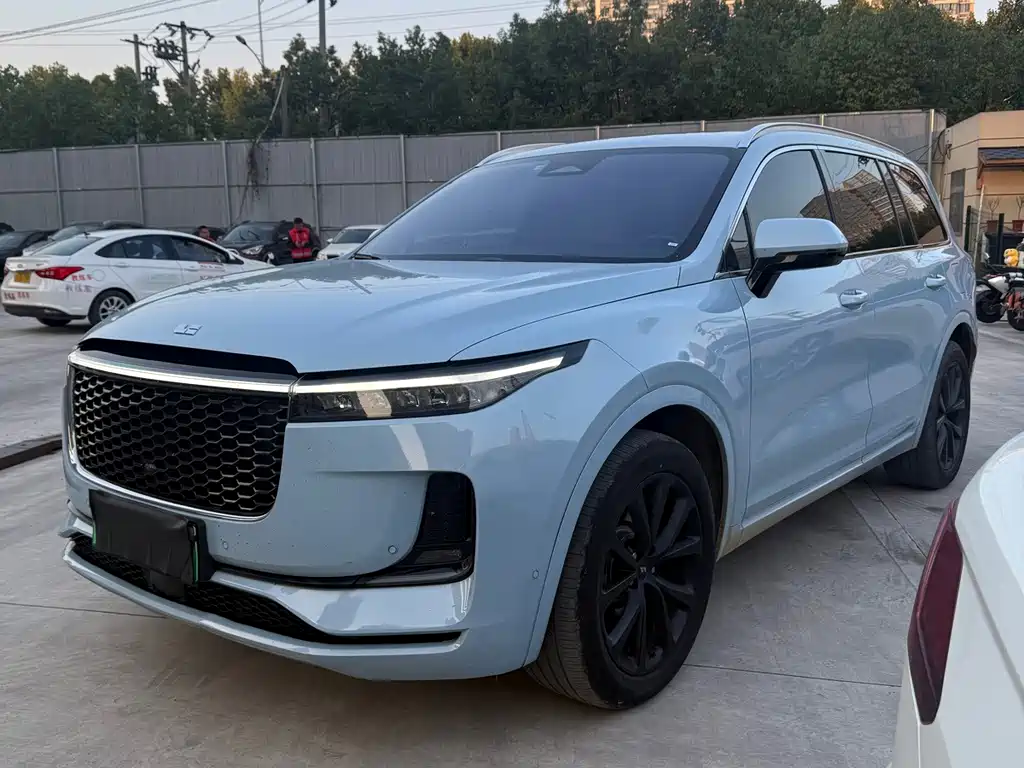 Li Auto ONE