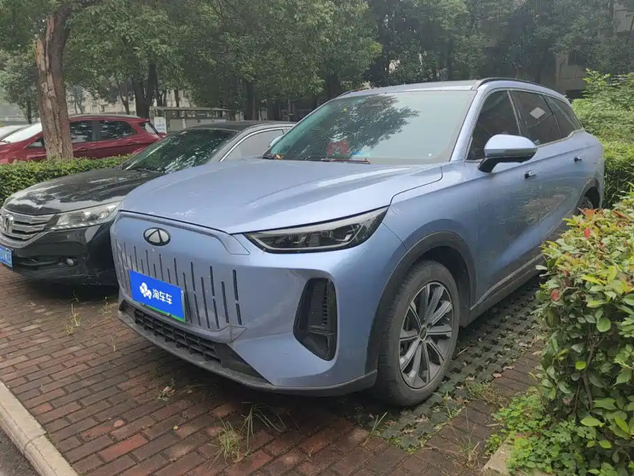 Chery T9
