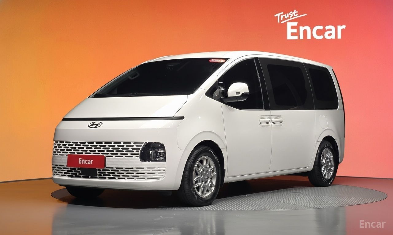 Hyundai Staria