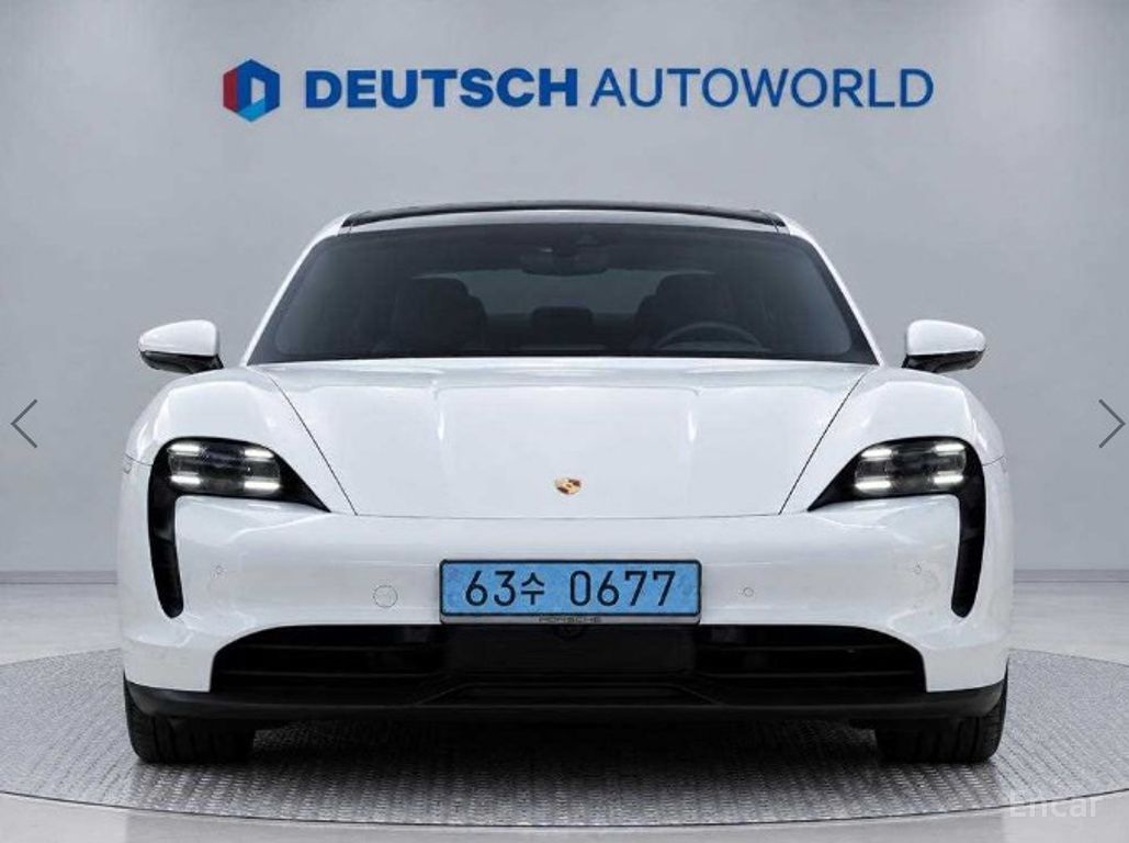 Porsche Taycan