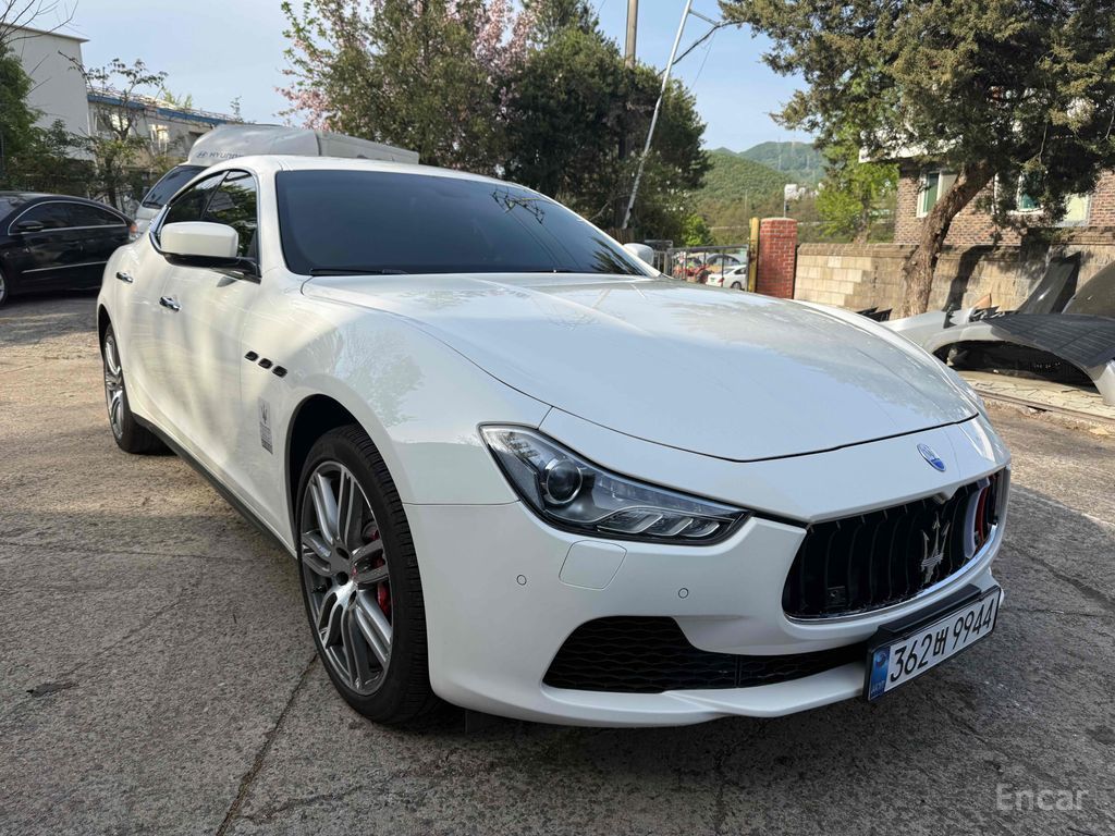 Maserati Ghibli