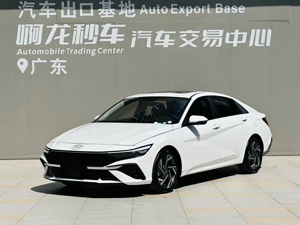 Hyundai Elantra