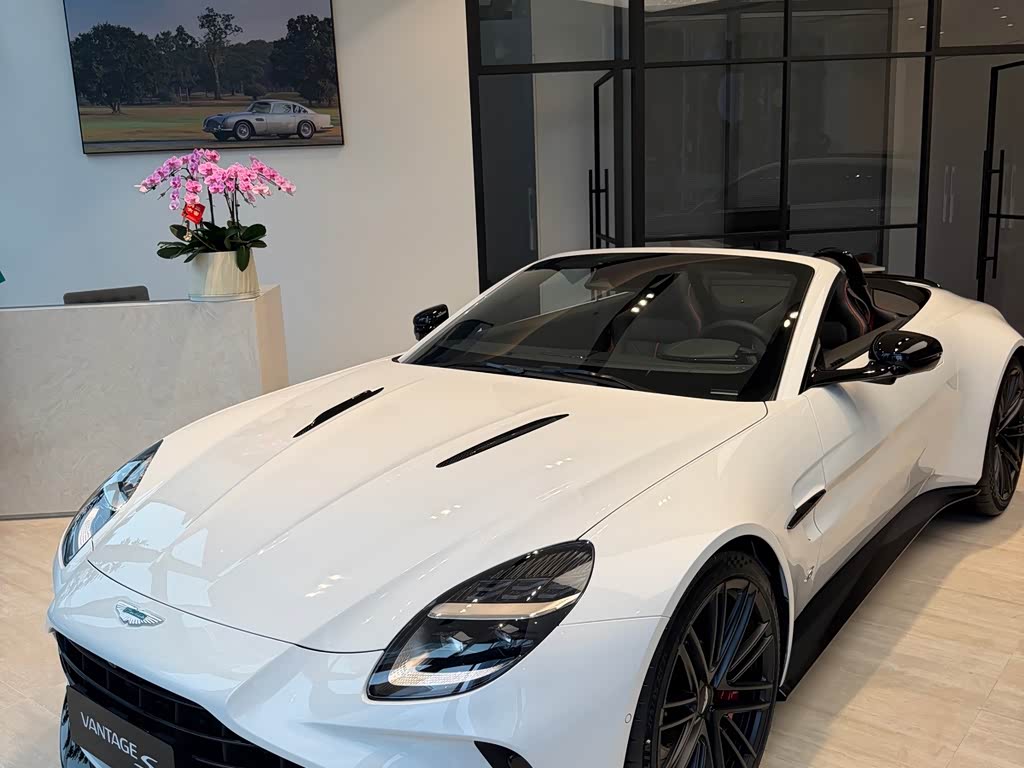 Aston Martin V8 Vantage