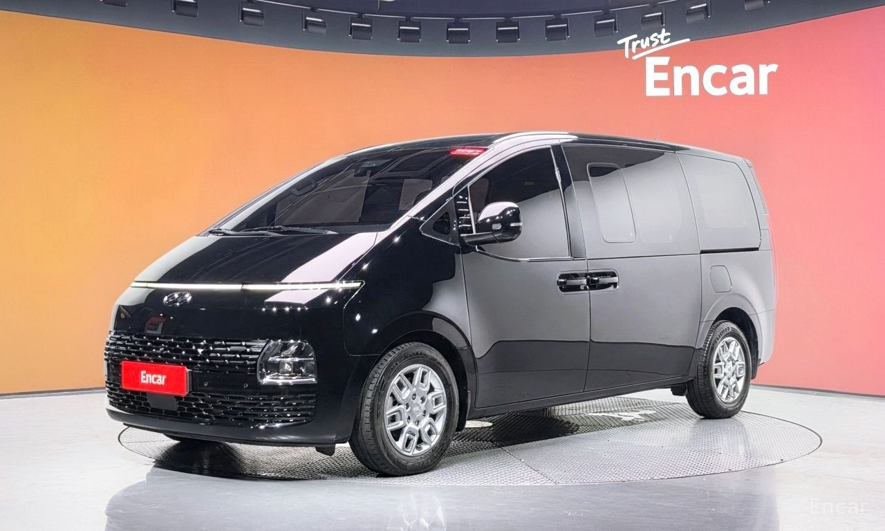Hyundai Staria